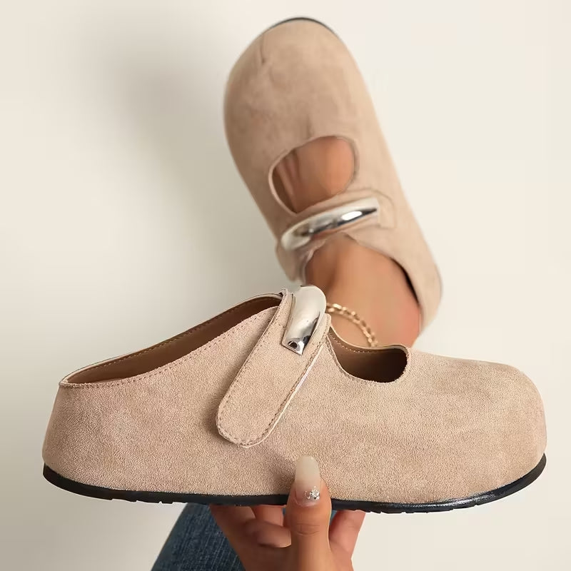 Lunet Women's Slip-Ons