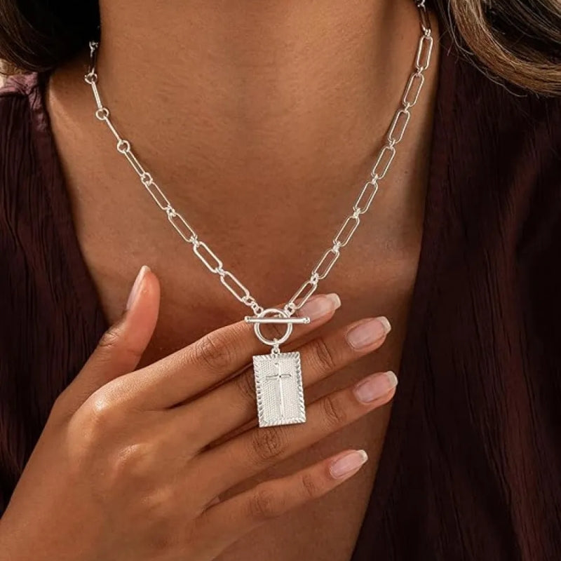 Santra Pendant Necklace