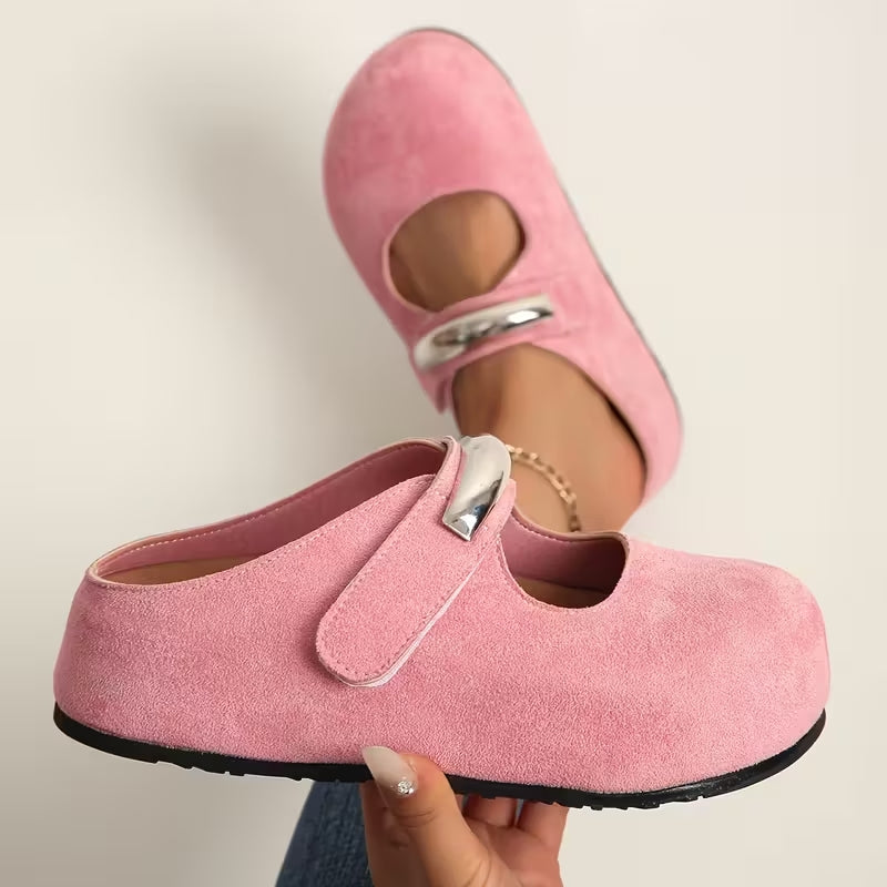 Lunet Women's Slip-Ons