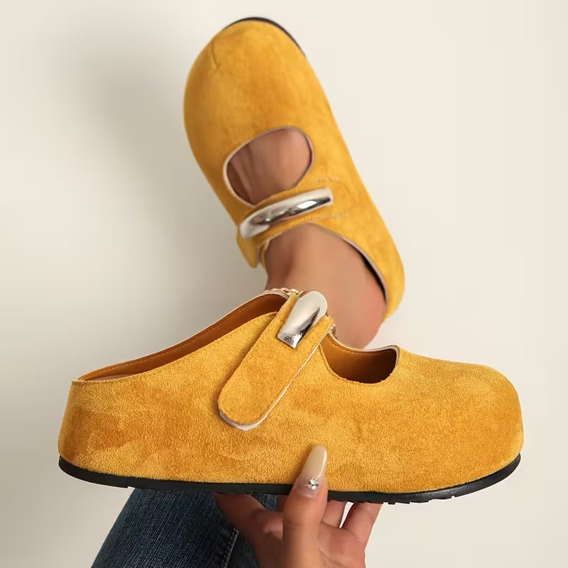 Lunet Women's Slip-Ons