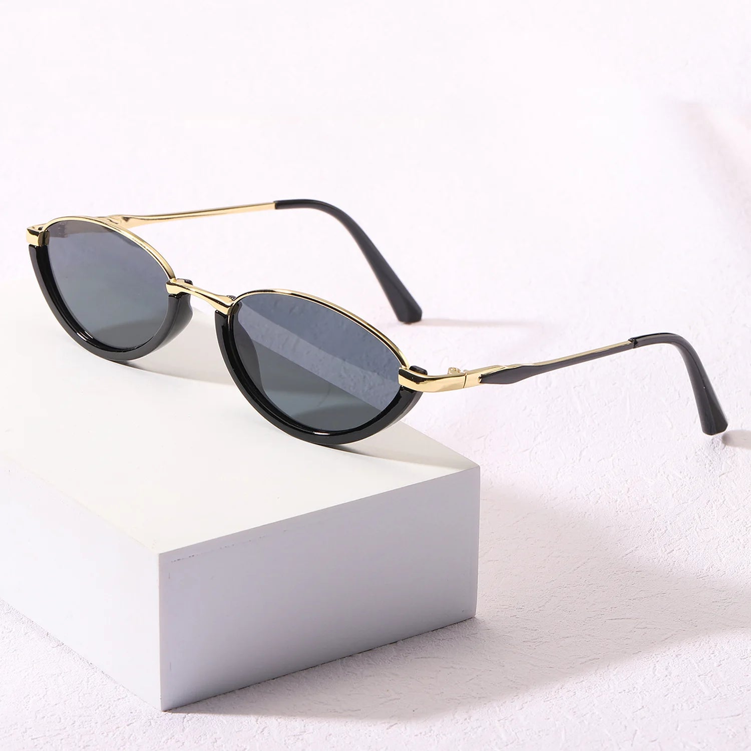 Luna Edge Sunglasses