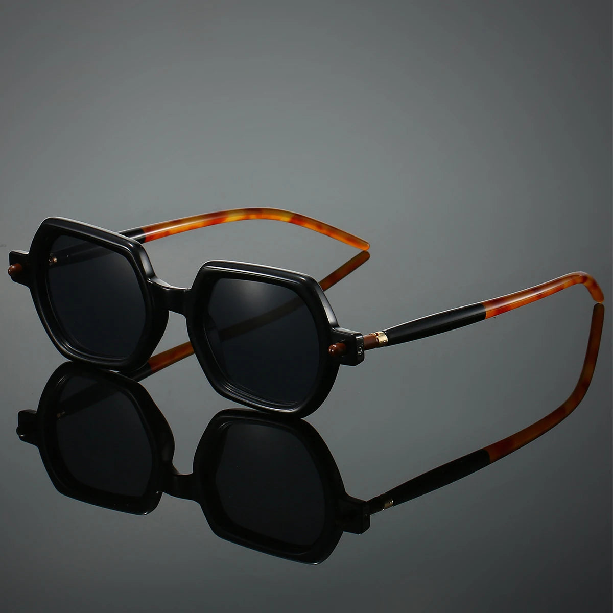 Milo Square Shades