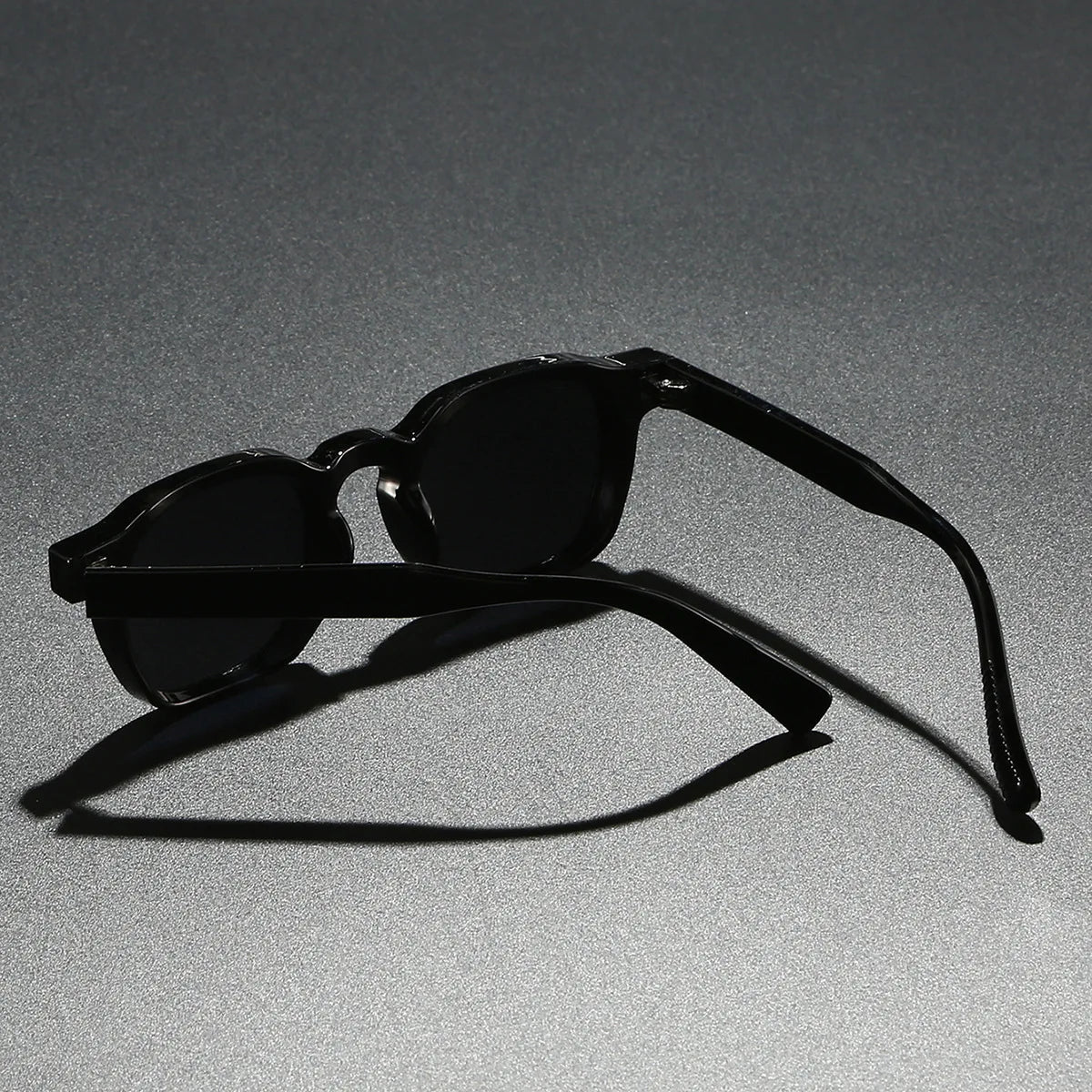 Zephyr Blockframe Shades