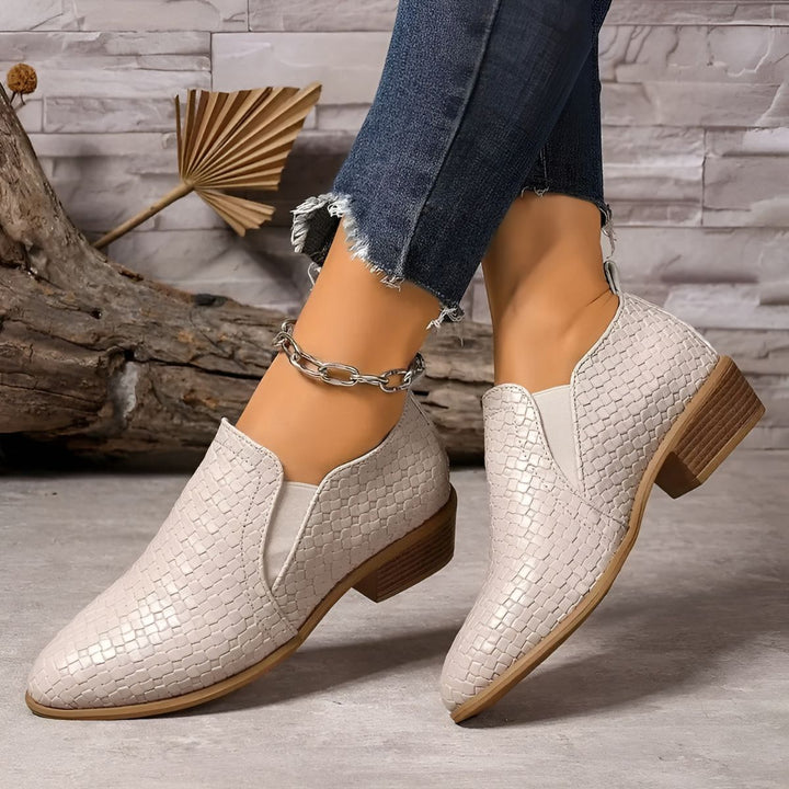 Briar Pointed Ankle Heels