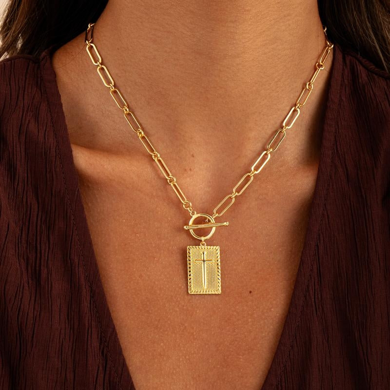Santra Pendant Necklace
