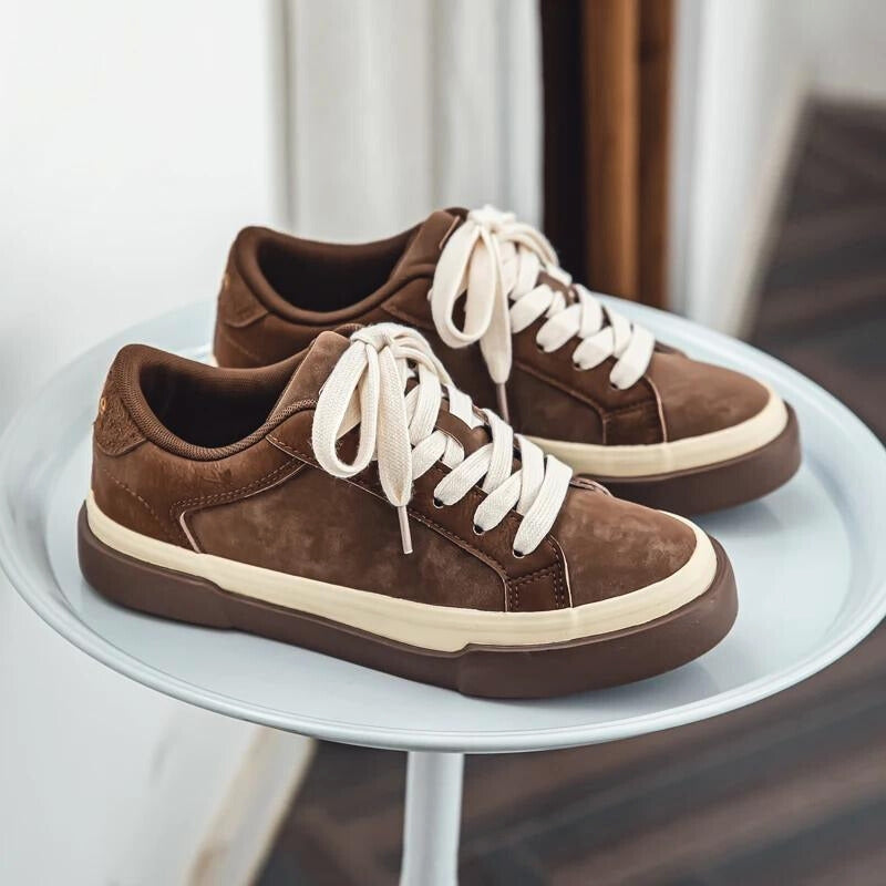 Riven Vintage Sneakers