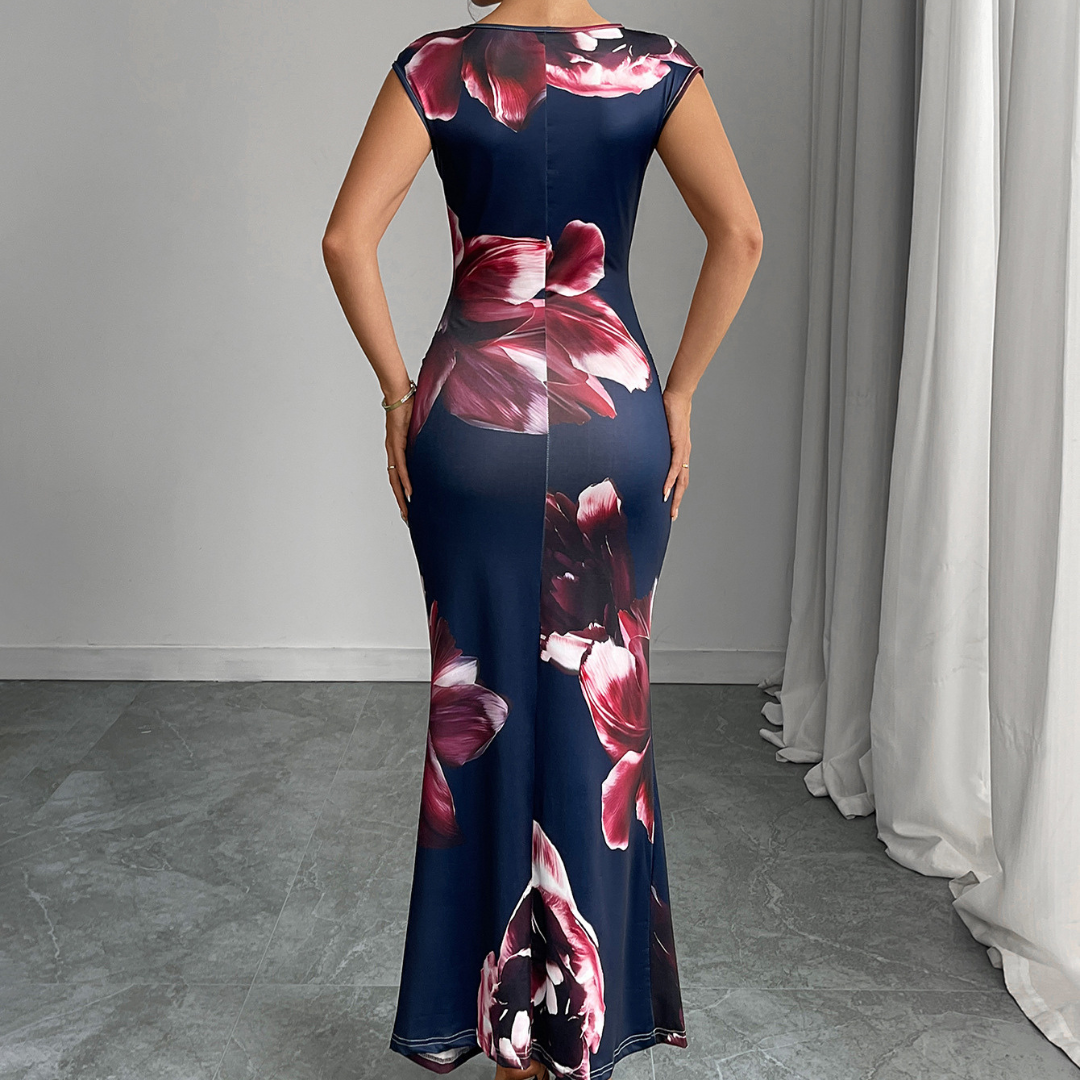 Elara Sleeveless Maxi Dress