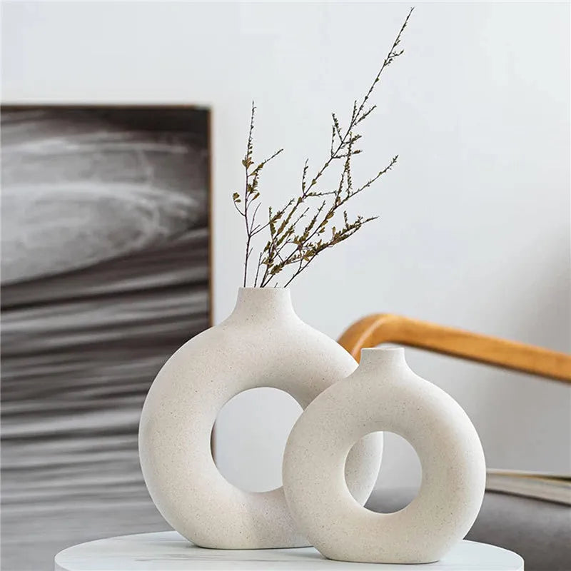 Hadran Circular Ceramic Vase