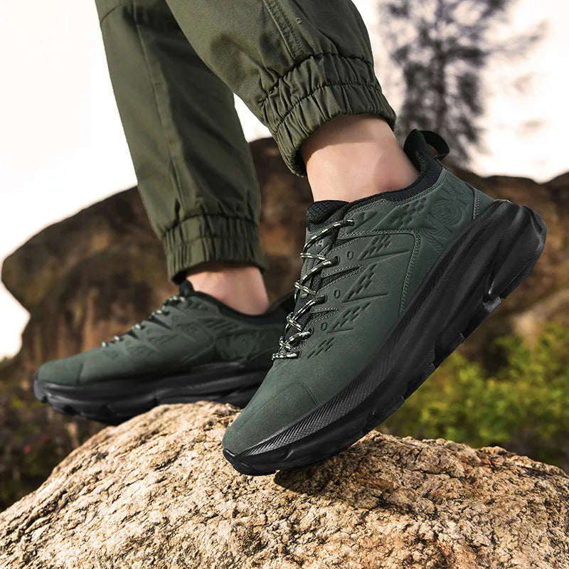 Ricon Sneakers