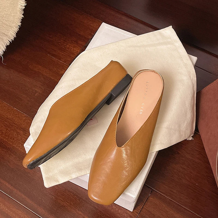 Elvon Round-Toe Mules