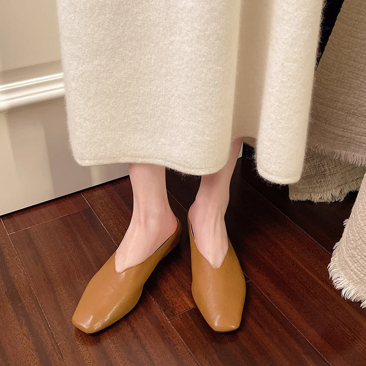 Elvon Round-Toe Mules